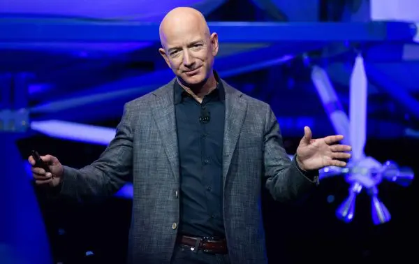 Jeff Bezos Bio, Age, Net Worth, Amazon, Children, Wife, Education, Money, House, Wiki, Yacht, Politics