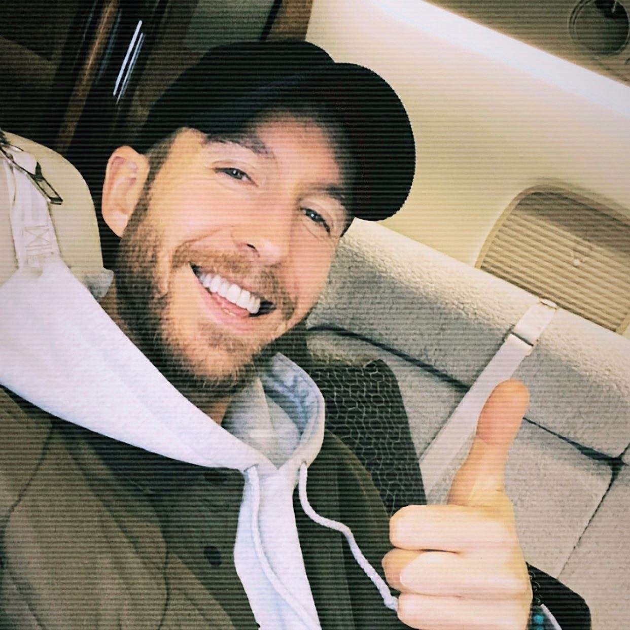 Calvin Harris Biography: Age, Net Worth, Parents, Siblings, Children, Spouse, Instagram, Height, Wiki