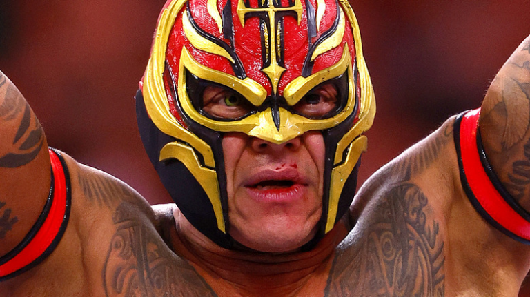 Rey Mysterio Biography: Wife, Age, Children, Net Worth, Parents, Real ...