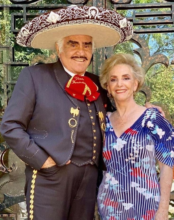 Vicente Fernández’s Wife, María del Refugio Abarca Villaseñor Biography: Age, Net Worth, Children, Career, Wikipedia, Pictures