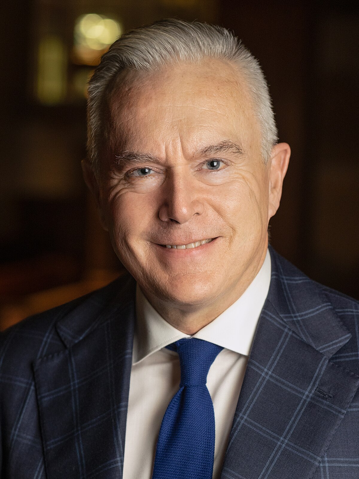 Huw Edwards Biography: Age, Net Worth, Instagram, Spouse, Height, Wiki, Parents, Siblings, Children