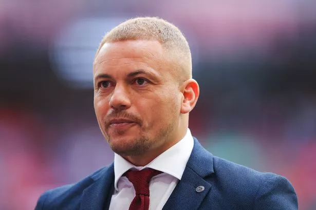 Wes Brown Biography: Wife, Children, Net Worth, Age, Transfer News, Instagram, Family, Clubs, Photos, Girlfriend