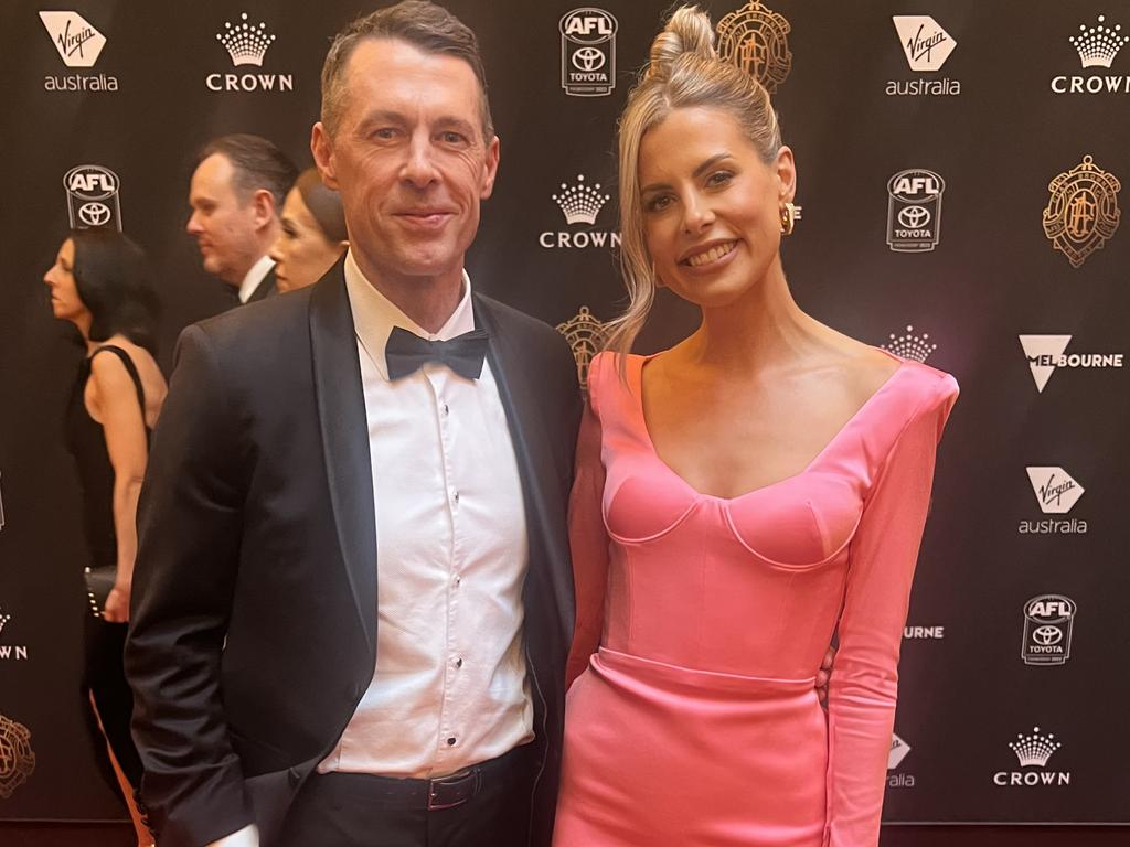 Craig McRae’s Wife Gabrielle McRae Biography: Age, Net Worth, Height, Wikipedia, Parents, Children