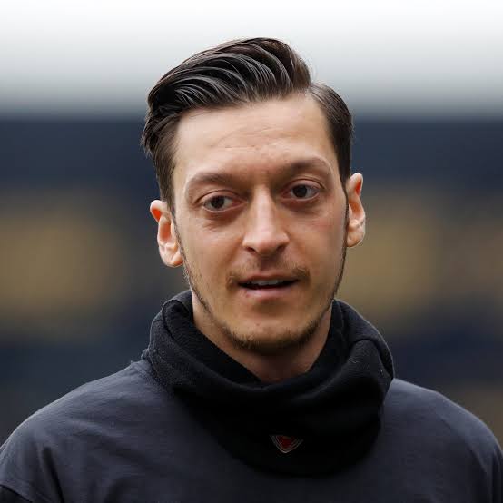 Mesut Ozil Biography: Age, Net Worth, Career, Teams, Current Club, Wife, Children, Parents, Siblings, Trophies, Awards