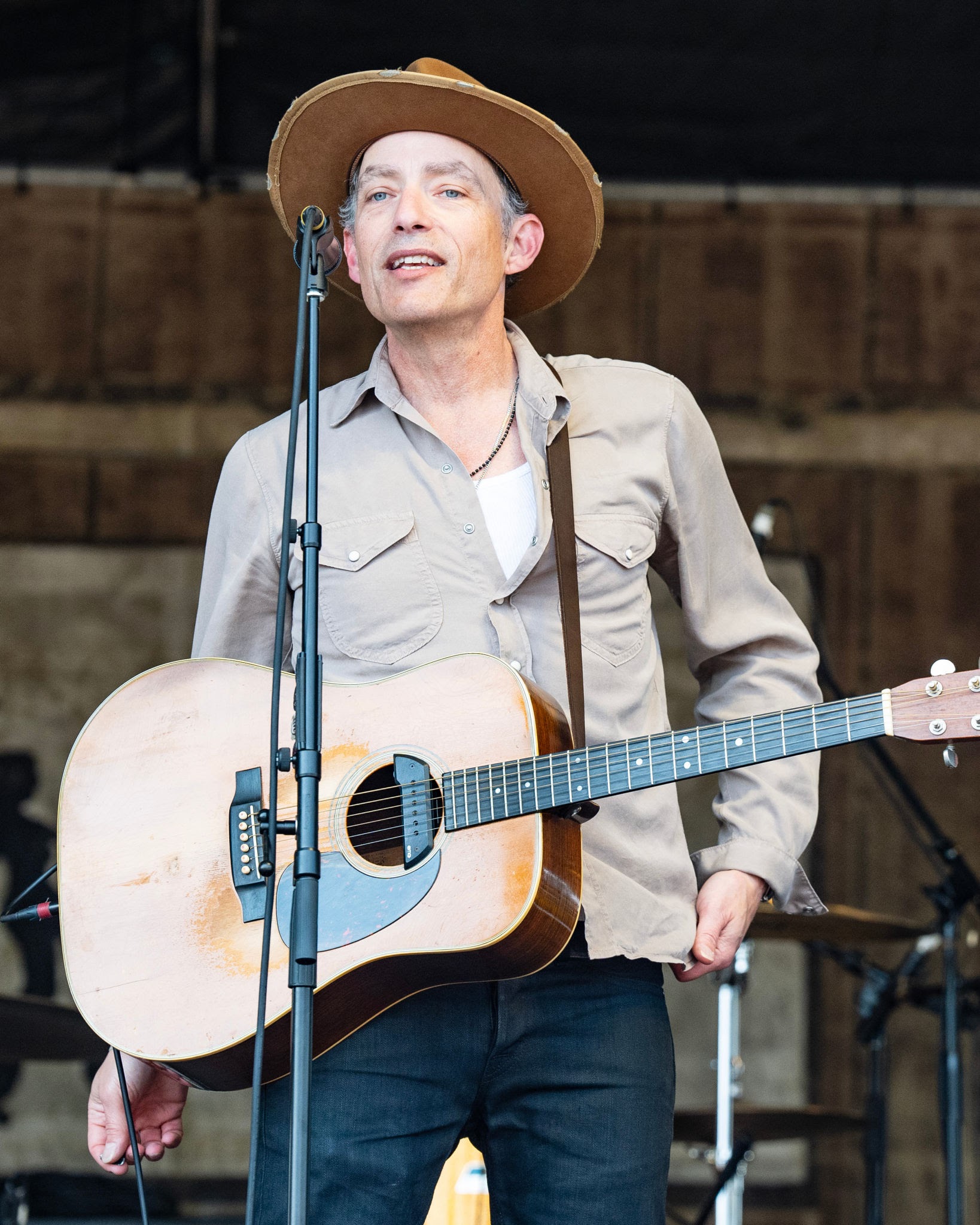 Jakob Dylan Biography: Age, Net Worth, Instagram, Spouse, Height, Wiki ...