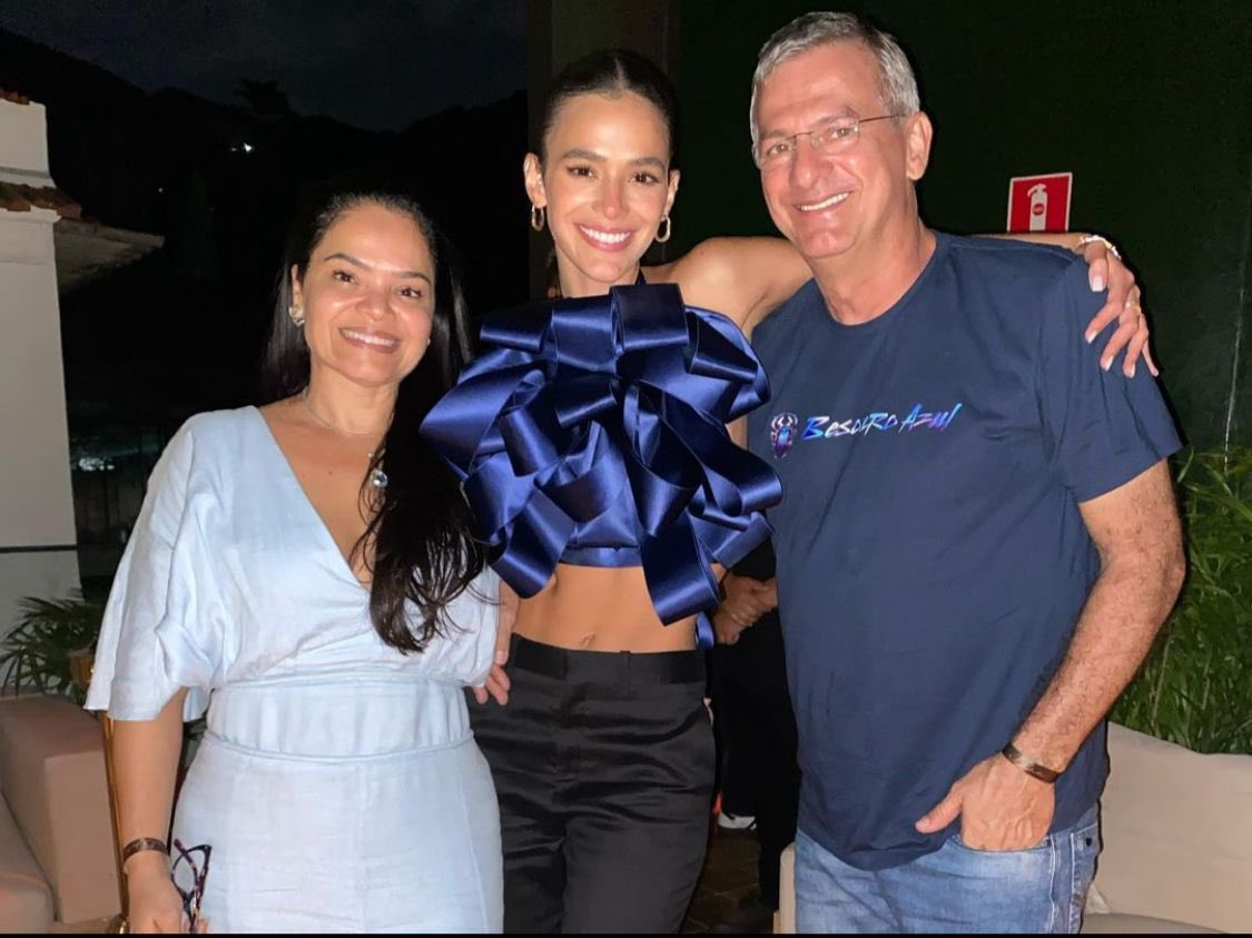 Meet Bruna Marquezine’s parents: Telmo Maia and Neide Maia