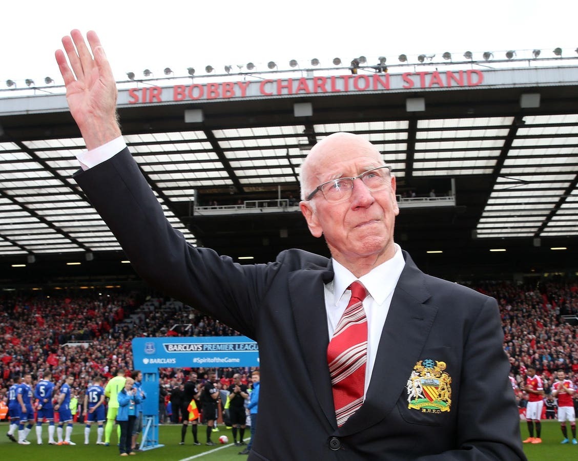 Bobby Charlton Biography: Age, Stats, Wife, Net Worth, Children, Titles, Position, Height, Parents