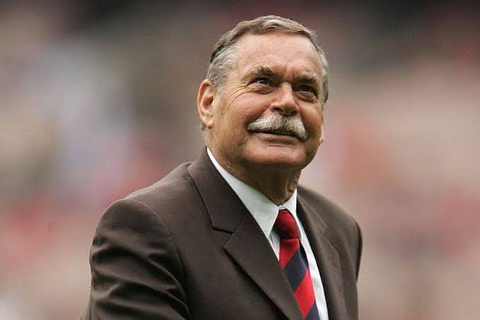 Ronald Dale Barassi Biography: Age, Net Worth, Instagram, Spouse, Height, Wiki, Parents, Siblings, Children, Awards, Books, Controversies, Books