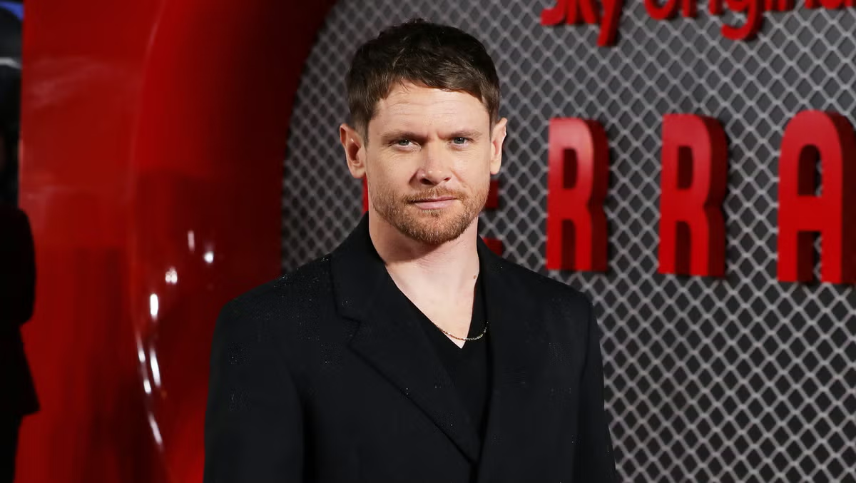 Jack O’Connell Biography: Wife, Age, Stats, Net Worth, Salary, Height