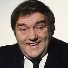 Les Dawson Biography: Controversy, Age, Net Worth, Siblings, Parents, Height, Awards, Books, Death, Wife, Movies