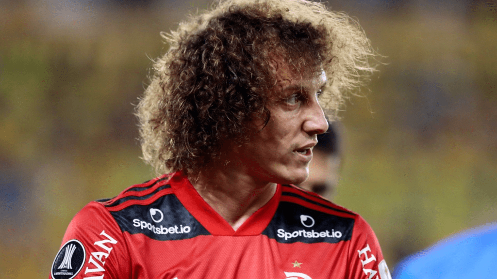 David Luiz Biography: Age, Net Worth, Siblings, Parents, Height, Wife, Children, Team, Goals, Transfers, Salary