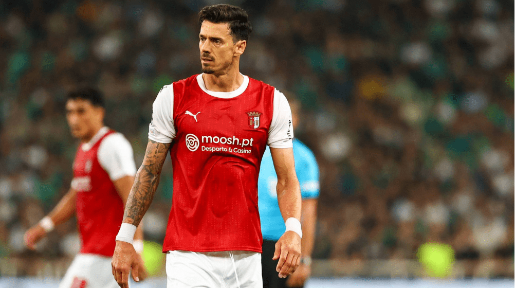 José Fonte Biography: Soccer Team, Age, Parents, Siblings, Net Worth, Height, Goals, Salary, Awards