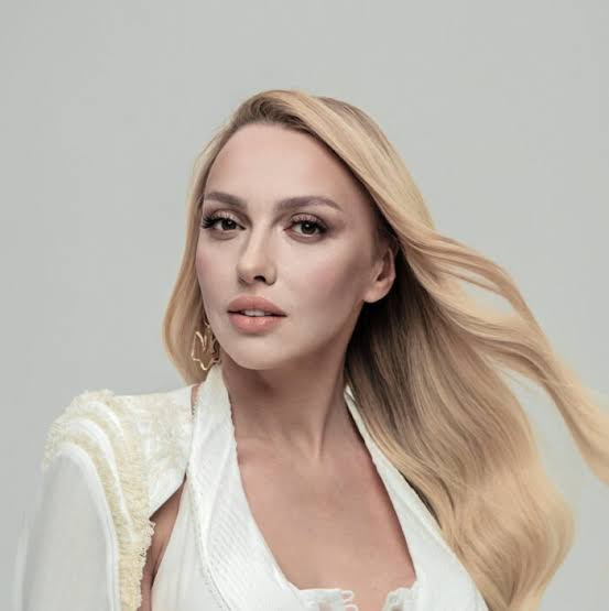 Olya Polykova Biography: Songs, Age, Net Worth, Wikipedia, Nationality, Ethnicity, Awards, Parents, Height, Husband